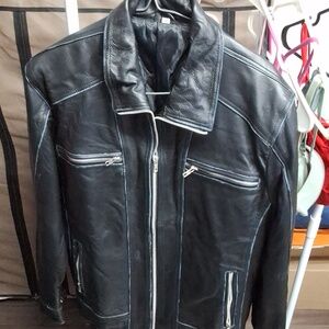 Not sure Leather jacket No brand (as is)